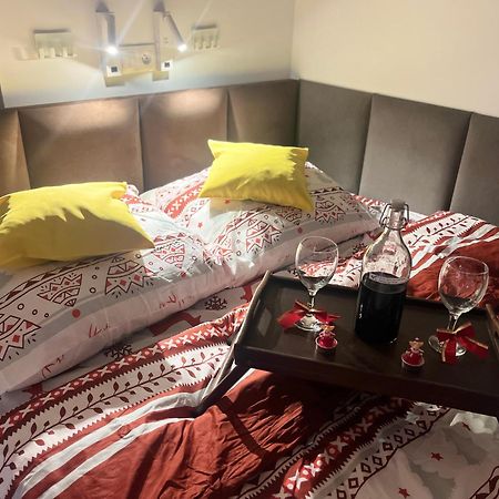 זיילונה גאורה Apartament Crooked Stairs מראה חיצוני תמונה