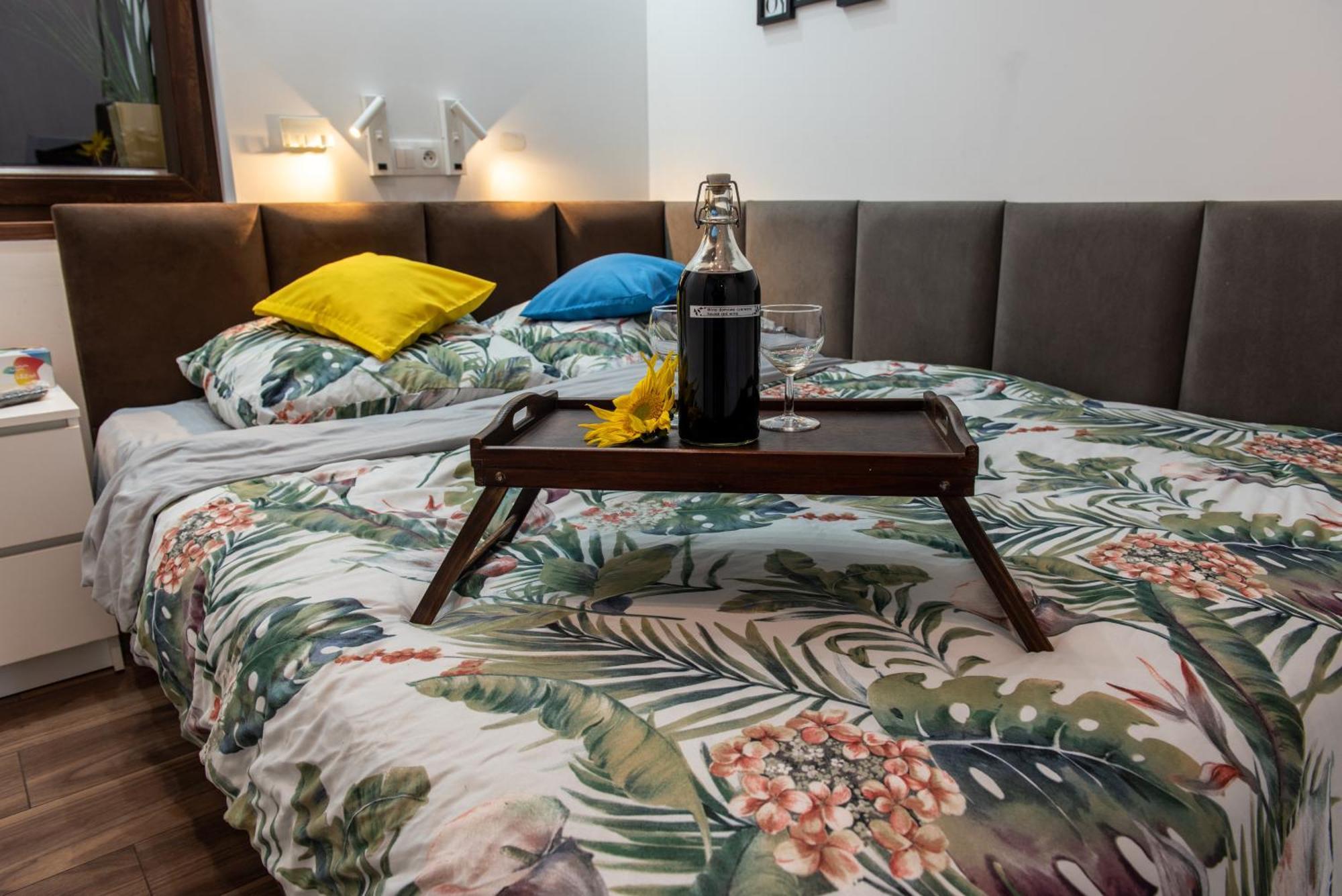 זיילונה גאורה Apartament Crooked Stairs מראה חיצוני תמונה