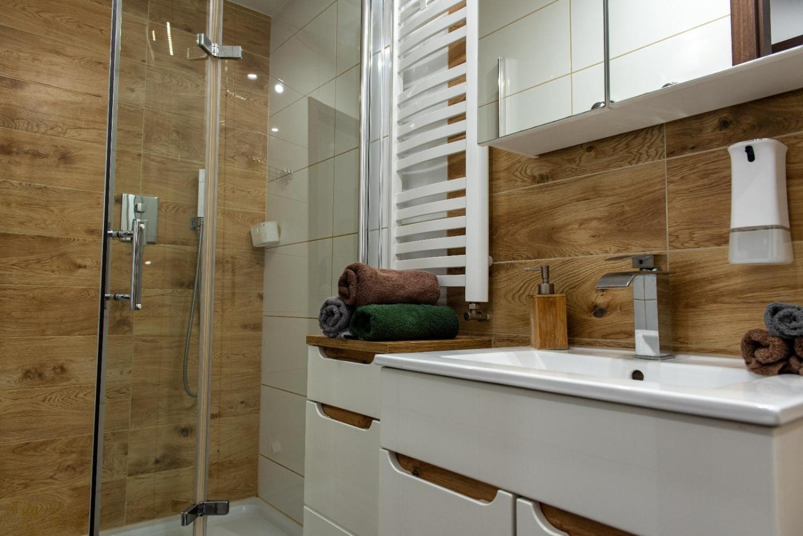 זיילונה גאורה Apartament Crooked Stairs מראה חיצוני תמונה