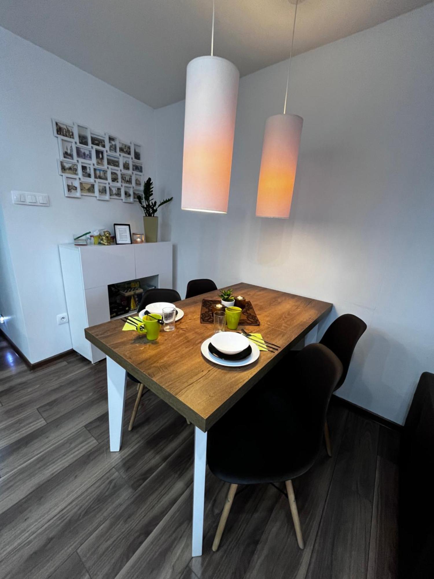 זיילונה גאורה Apartament Crooked Stairs מראה חיצוני תמונה
